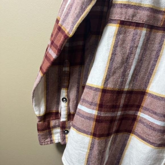 NWT SO Oversized Cotton Casual Comfy Button Down Plaid Shirt Size Small Rust - Picture 7 of 8